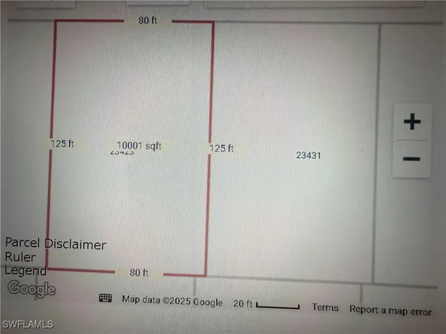 a view of a yard with trees