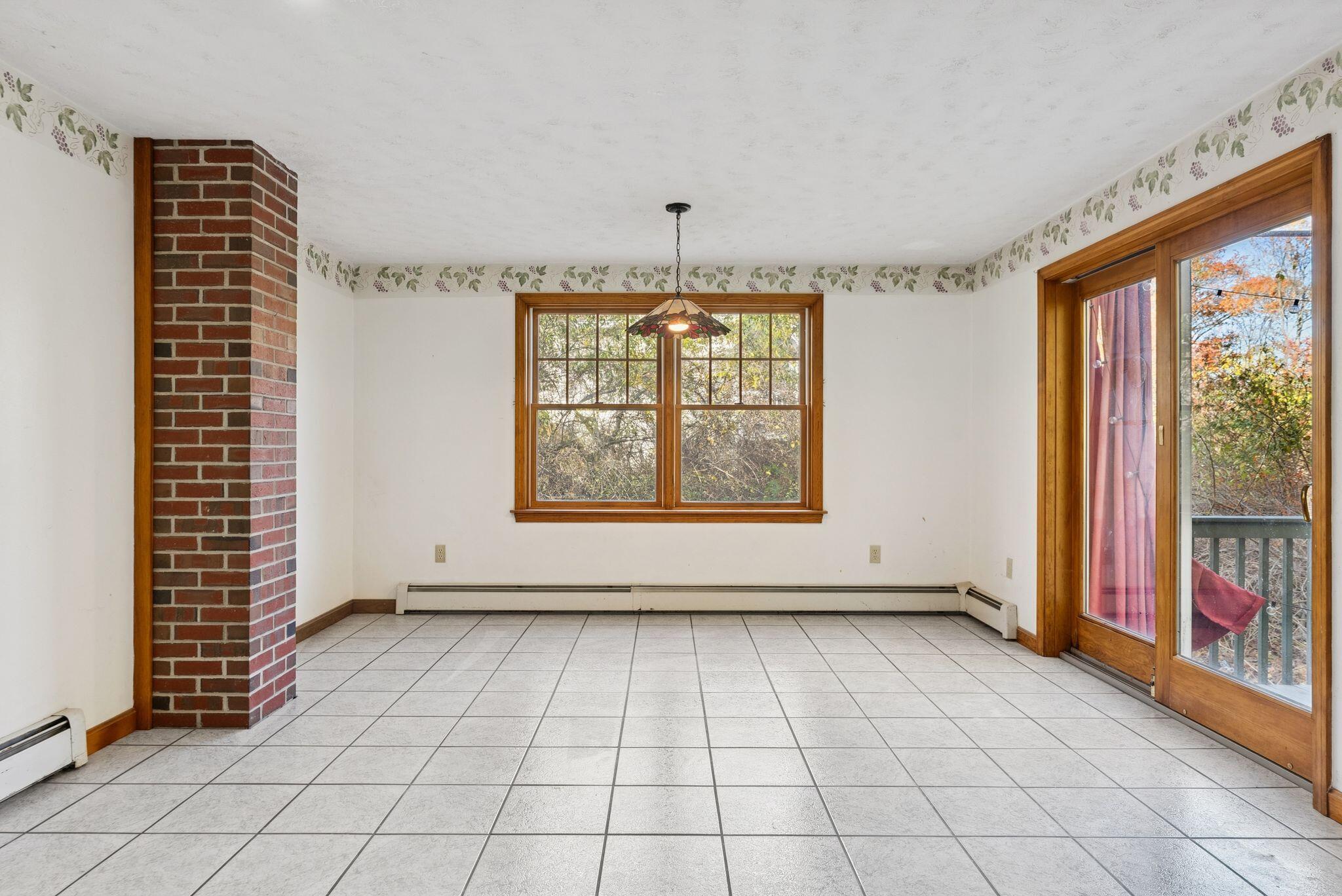 190 Pleasant Hill Road Scarborough, ME 04074 - Photo 6 of 47 33_DSC07363