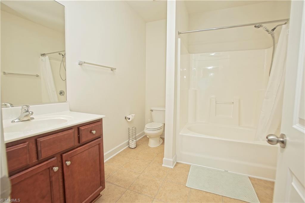 5409 Broadleaf Road Summerfield, NC 27358 - Photo 14 of 27 Gallery Image 14