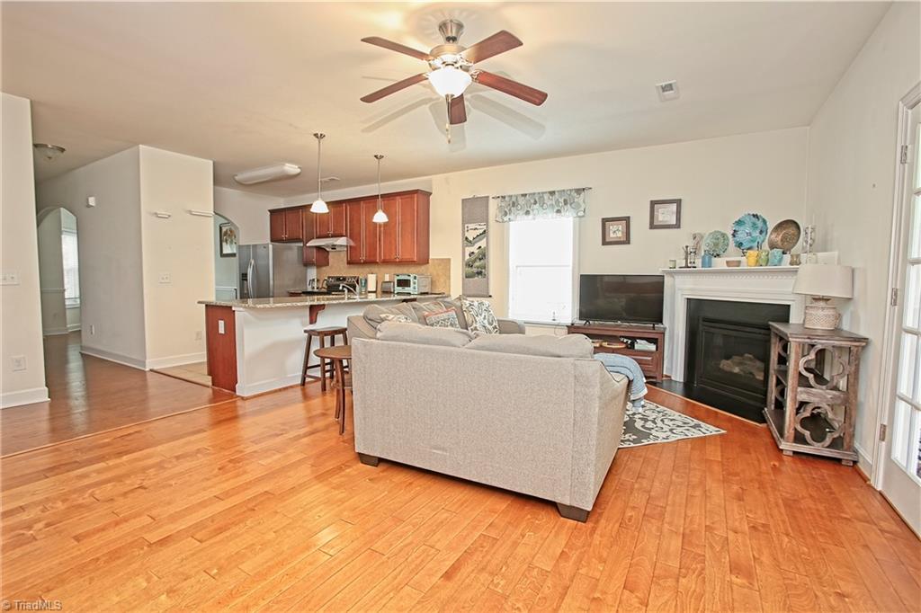 5409 Broadleaf Road Summerfield, NC 27358 - Photo 4 of 27 Gallery Image 4