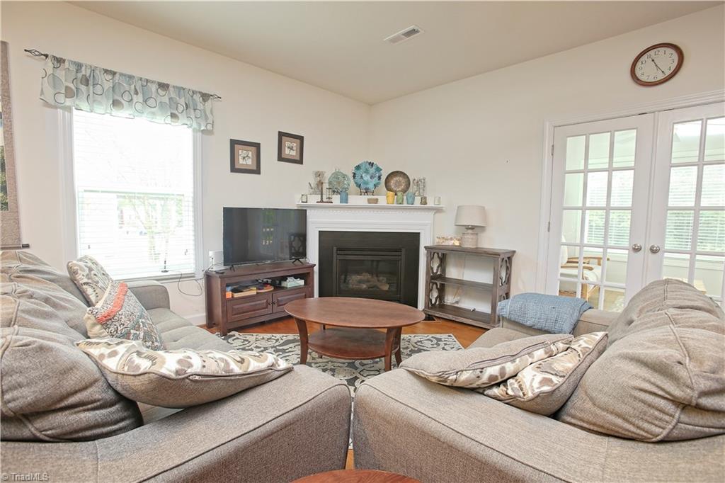 5409 Broadleaf Road Summerfield, NC 27358 - Photo 5 of 27 Gallery Image 5