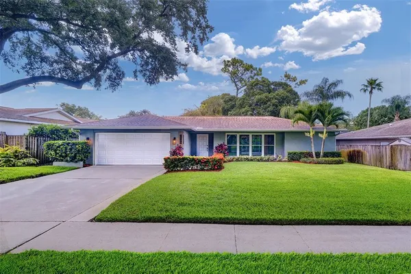 $3,500 | 2958 Meadow Wood Drive, Clearwater, FL 33761