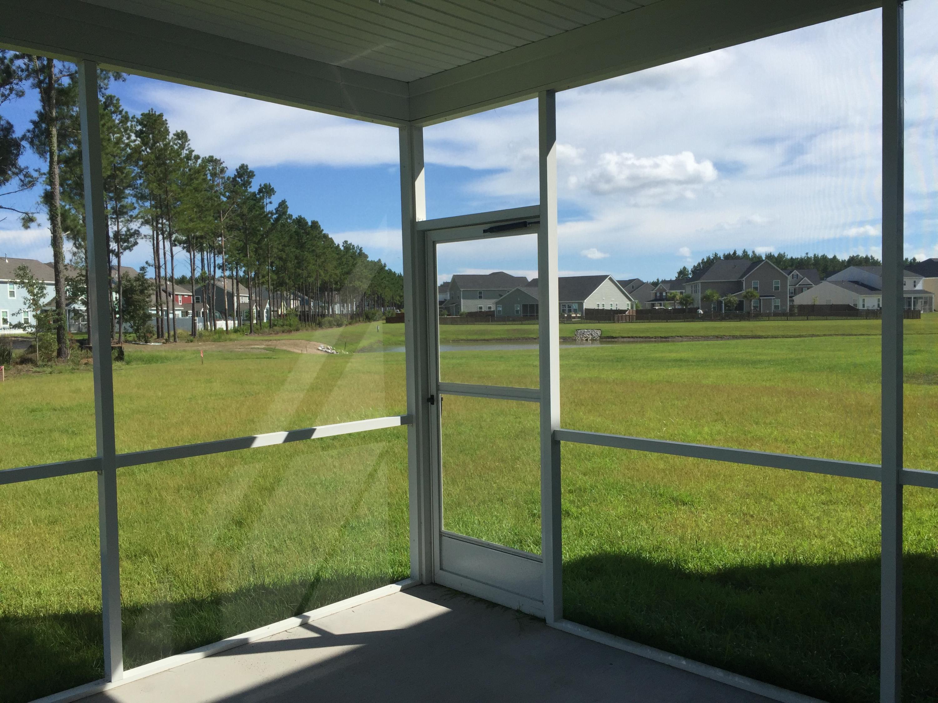 131 Radtko Road Summerville, SC 29486 - Photo 6 of 26 IMG_0129