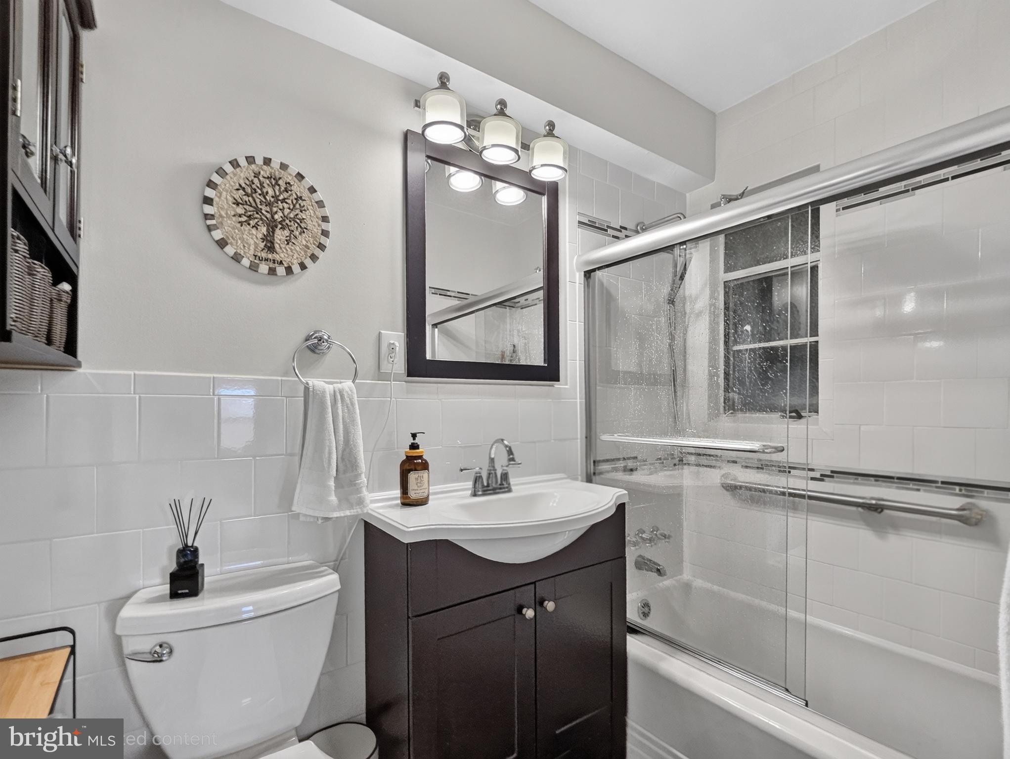 2500 Q Street Northwest, Unit 426 Washington, DC 20007 - Photo 9 of 18 Bathroom
