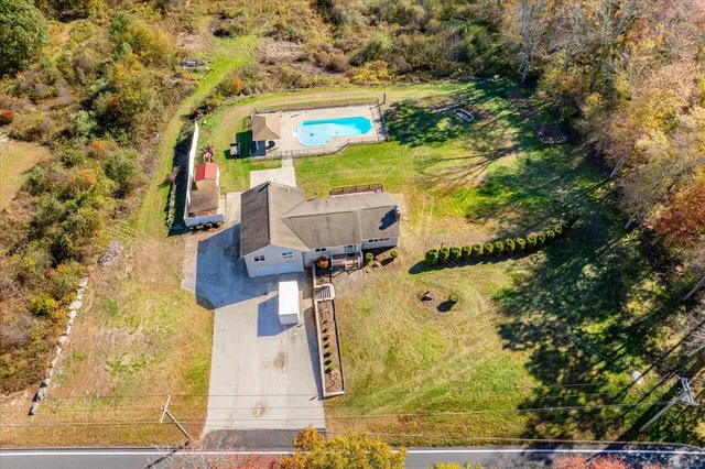 $559,900 | 827 Thompson Road, Thompson, CT 06277