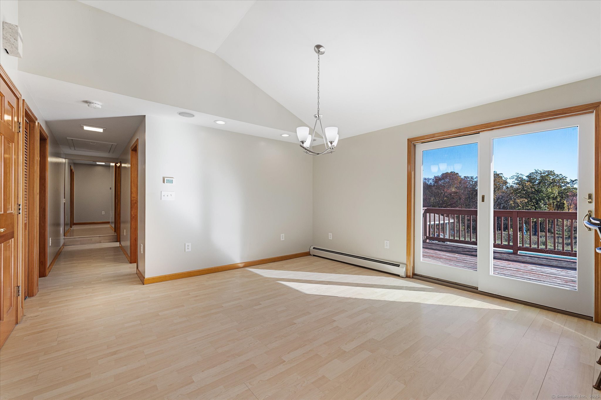 827 Thompson Road Thompson, CT 06277 - Photo 18 of 39