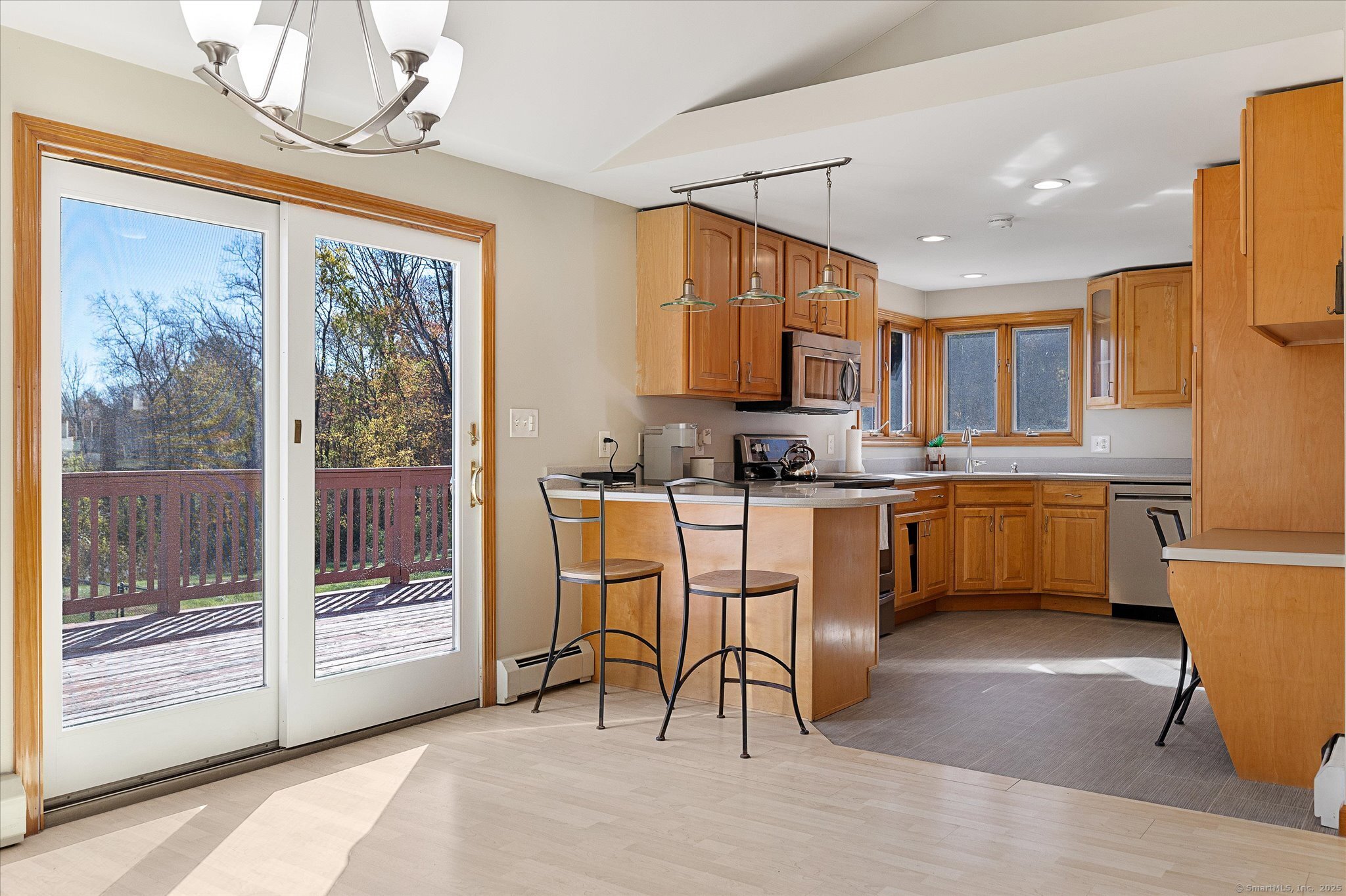 827 Thompson Road Thompson, CT 06277 - Photo 19 of 39