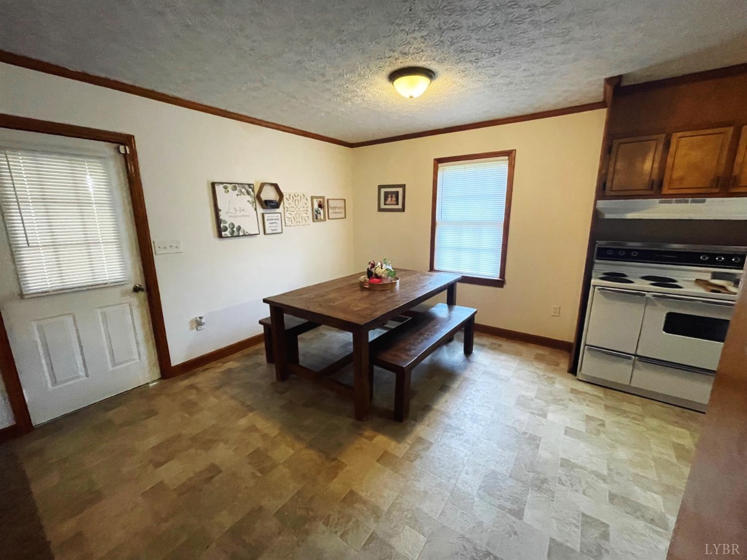 8154 Philpott Road South Boston, VA 24592 - Photo 13 of 34 Gallery Image 13