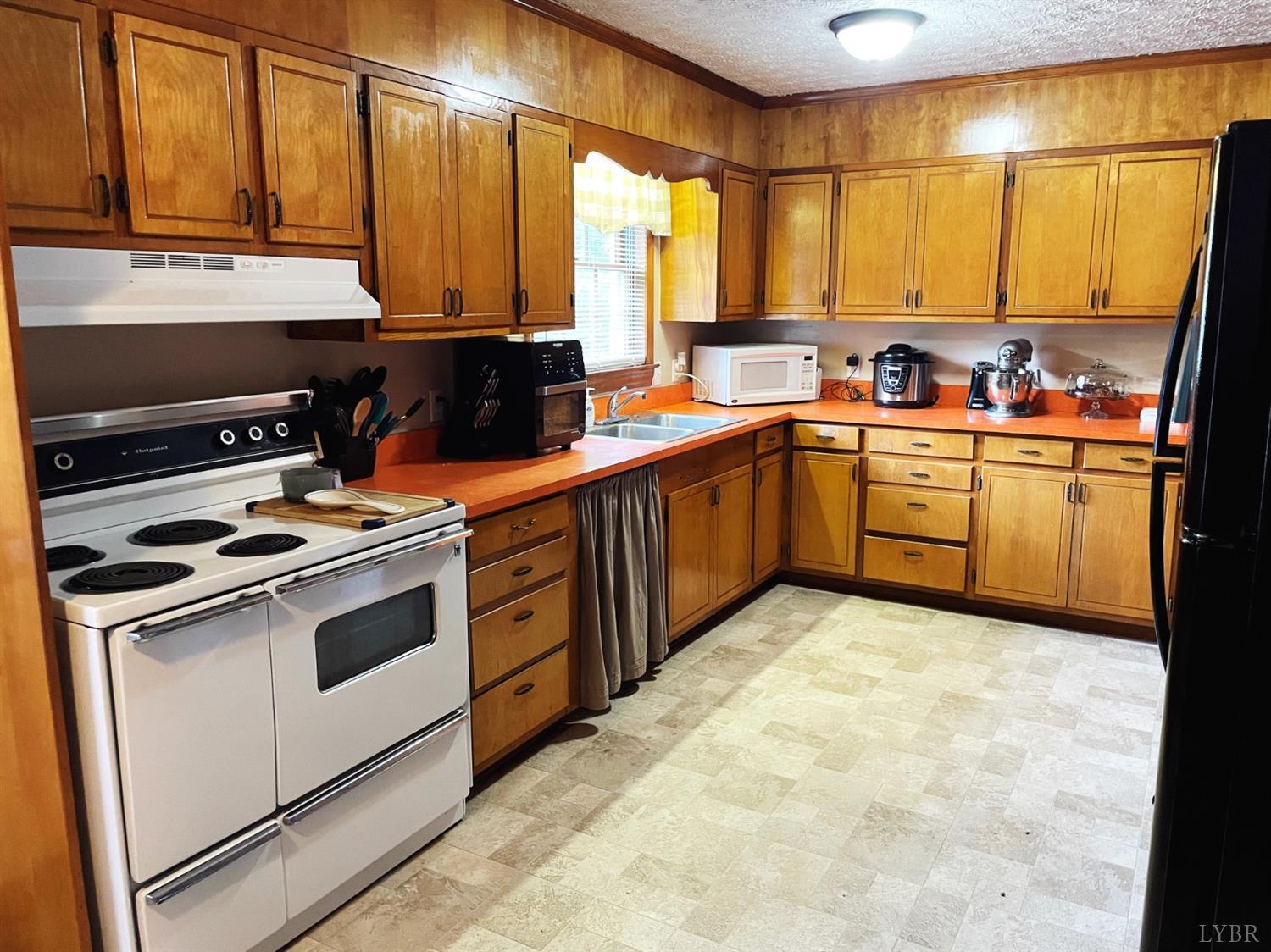 8154 Philpott Road South Boston, VA 24592 - Photo 19 of 34 Gallery Image 19