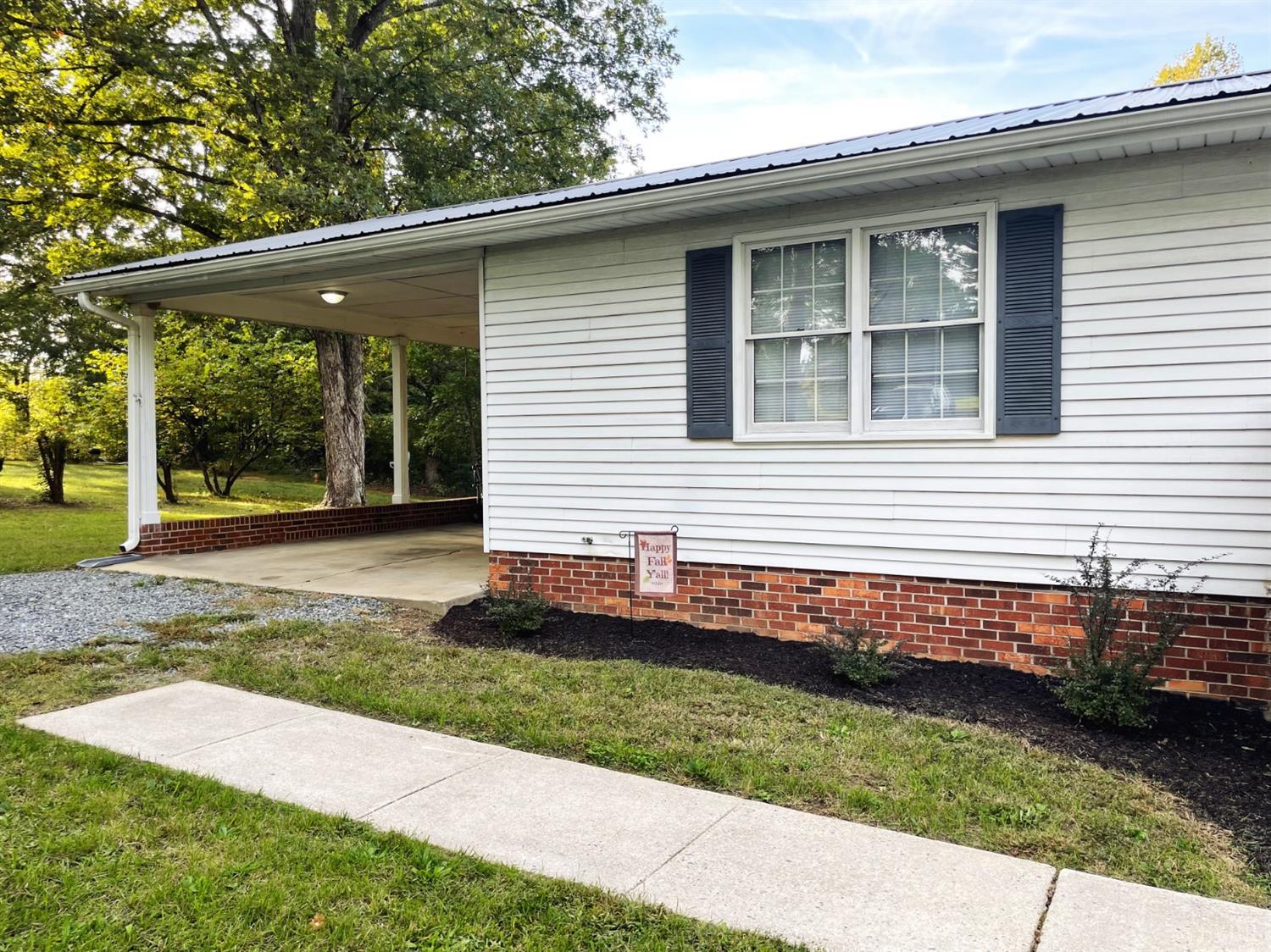 8154 Philpott Road South Boston, VA 24592 - Photo 4 of 34 Gallery Image 4