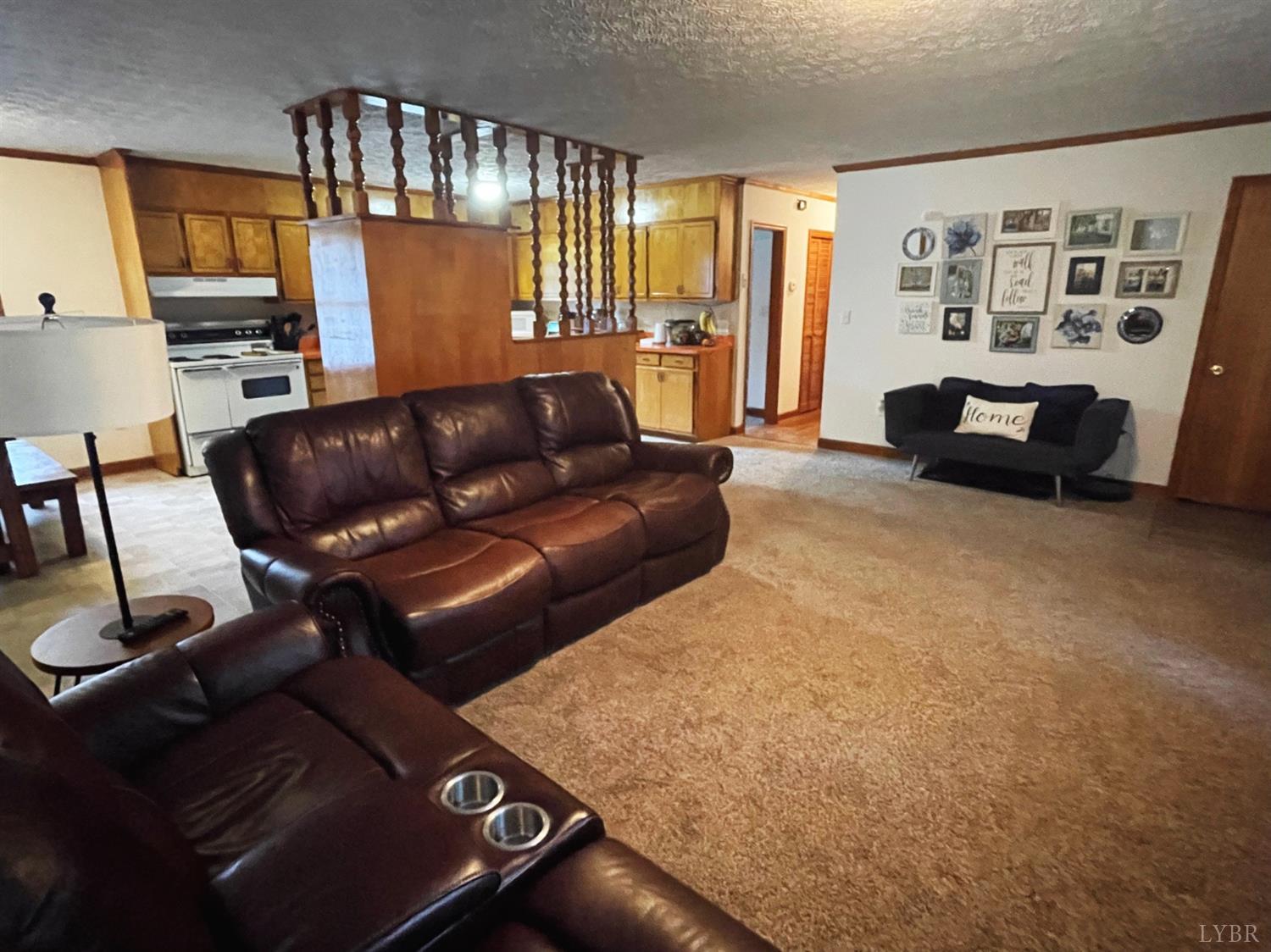 8154 Philpott Road South Boston, VA 24592 - Photo 8 of 34 Gallery Image 8