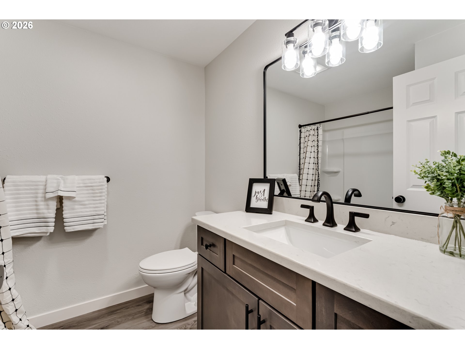 236-238 South 35th Street Springfield, OR 97478 - Photo 11 of 21 Bathroom