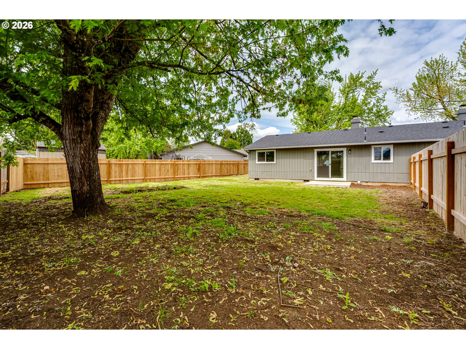 236-238 South 35th Street Springfield, OR 97478 - Photo 13 of 21 Backyard