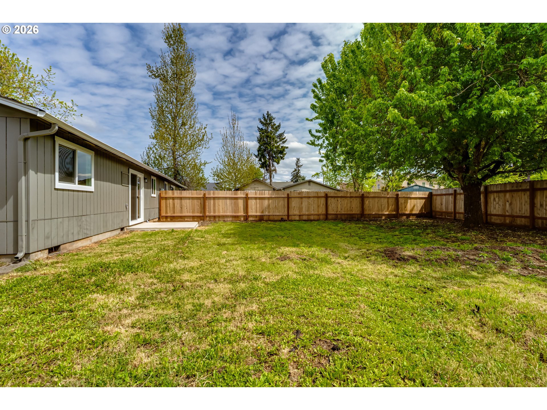 236-238 South 35th Street Springfield, OR 97478 - Photo 15 of 21 Backyard