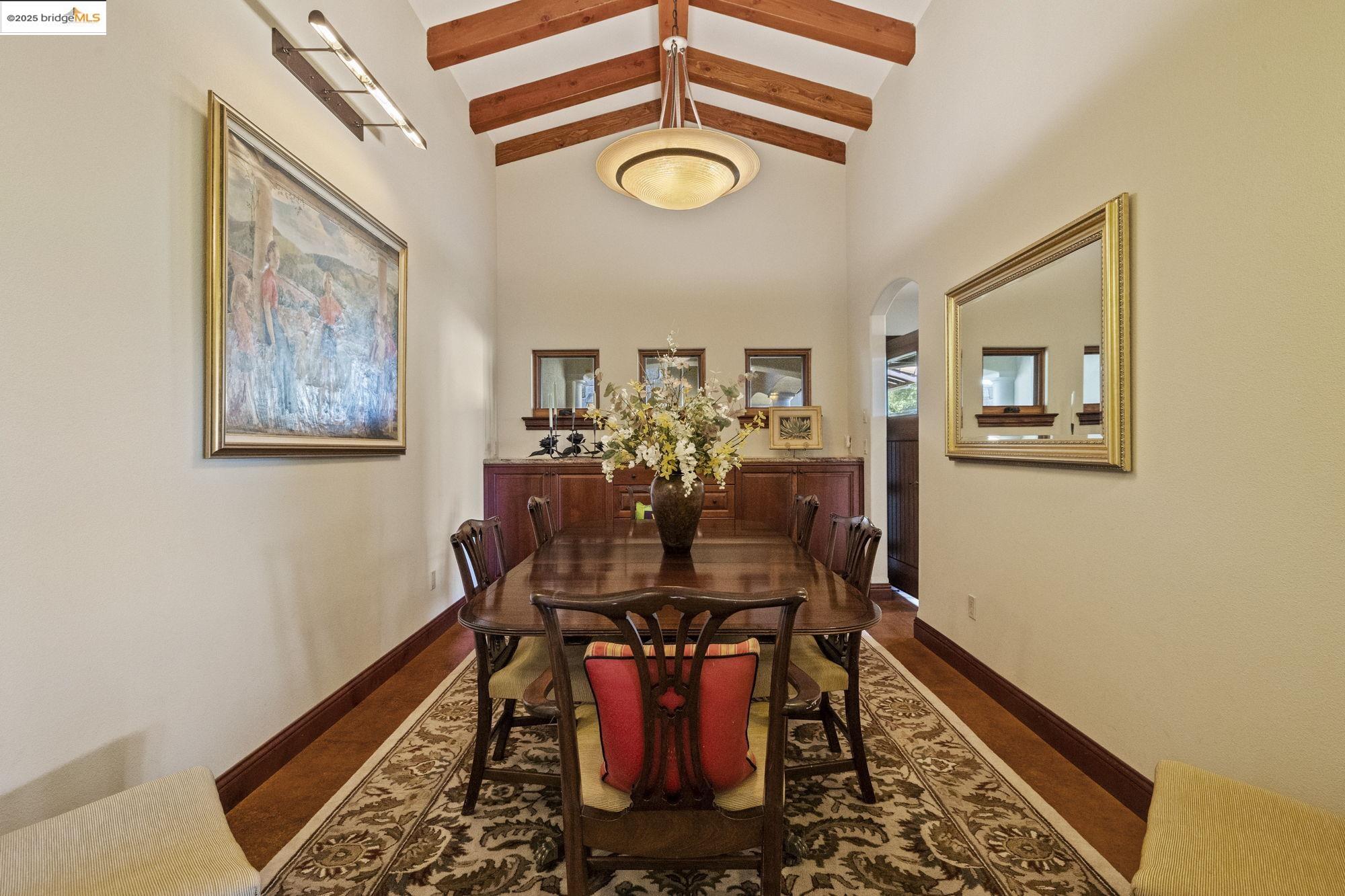 10270 Slate Rim Road Sonora, CA 95370 - Photo 13 of 55 a dining room with furniture