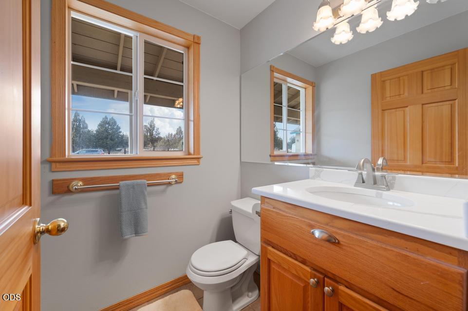 24585 Dodds Road Bend, OR 97701 - Photo 45 of 114