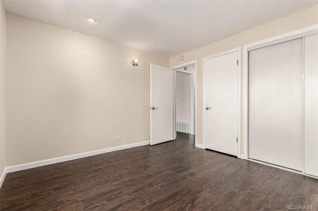 $1,950 | 2301 East Fremont Avenue, Unit W08, Centennial, CO 80122