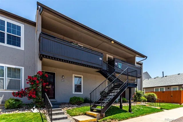 $1,950 | 2301 East Fremont Avenue, Unit W08, Centennial, CO 80122