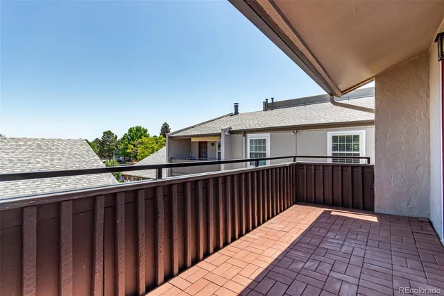 $1,950 | 2301 East Fremont Avenue, Unit W08, Centennial, CO 80122