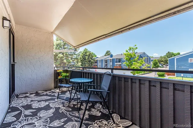 $1,950 | 2301 East Fremont Avenue, Unit W08, Centennial, CO 80122