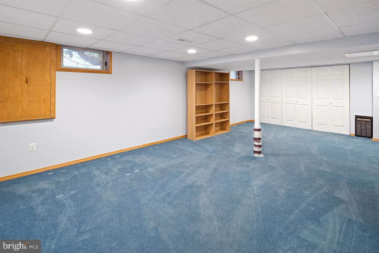 18 Katie Way Hamilton, NJ 08690 - Photo 25 of 29