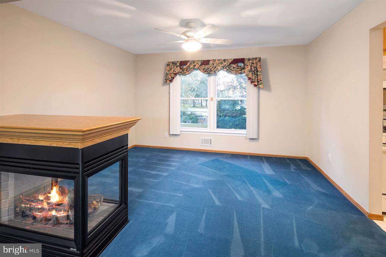 18 Katie Way Hamilton, NJ 08690 - Photo 6 of 29