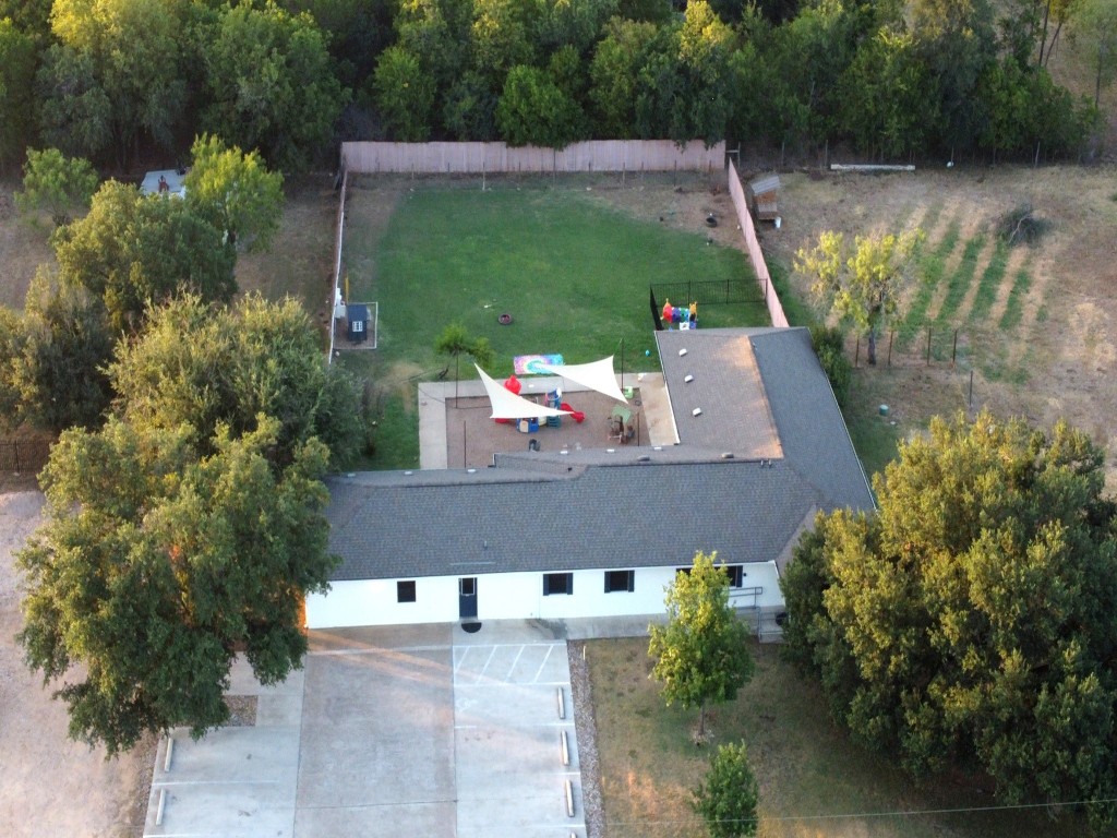 100 Hy Road Buda, TX 78610 - Photo 4 of 31