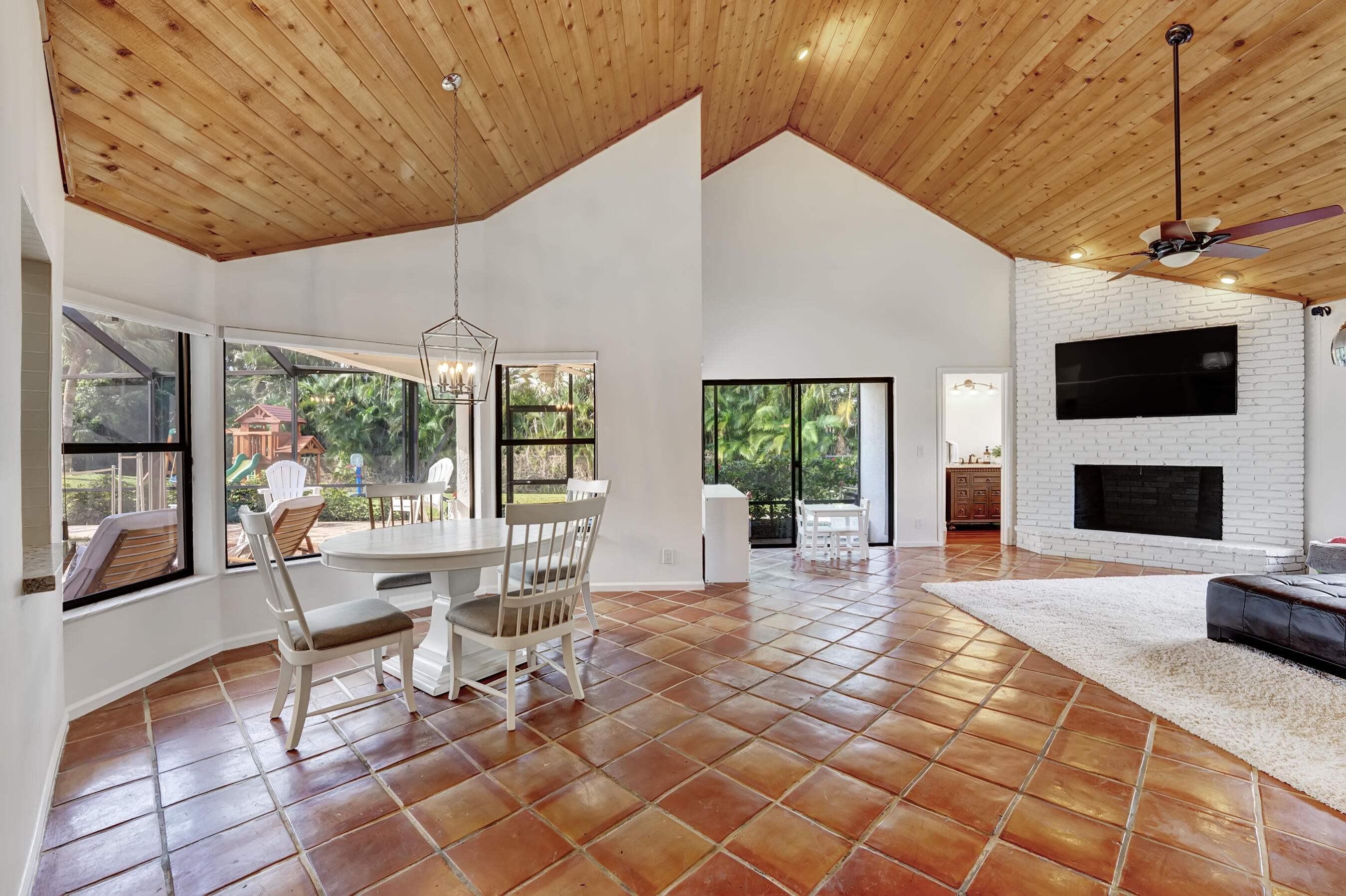4285 St Charles Way Boca Raton, FL 33434 - Photo 24 of 37 DSC01165