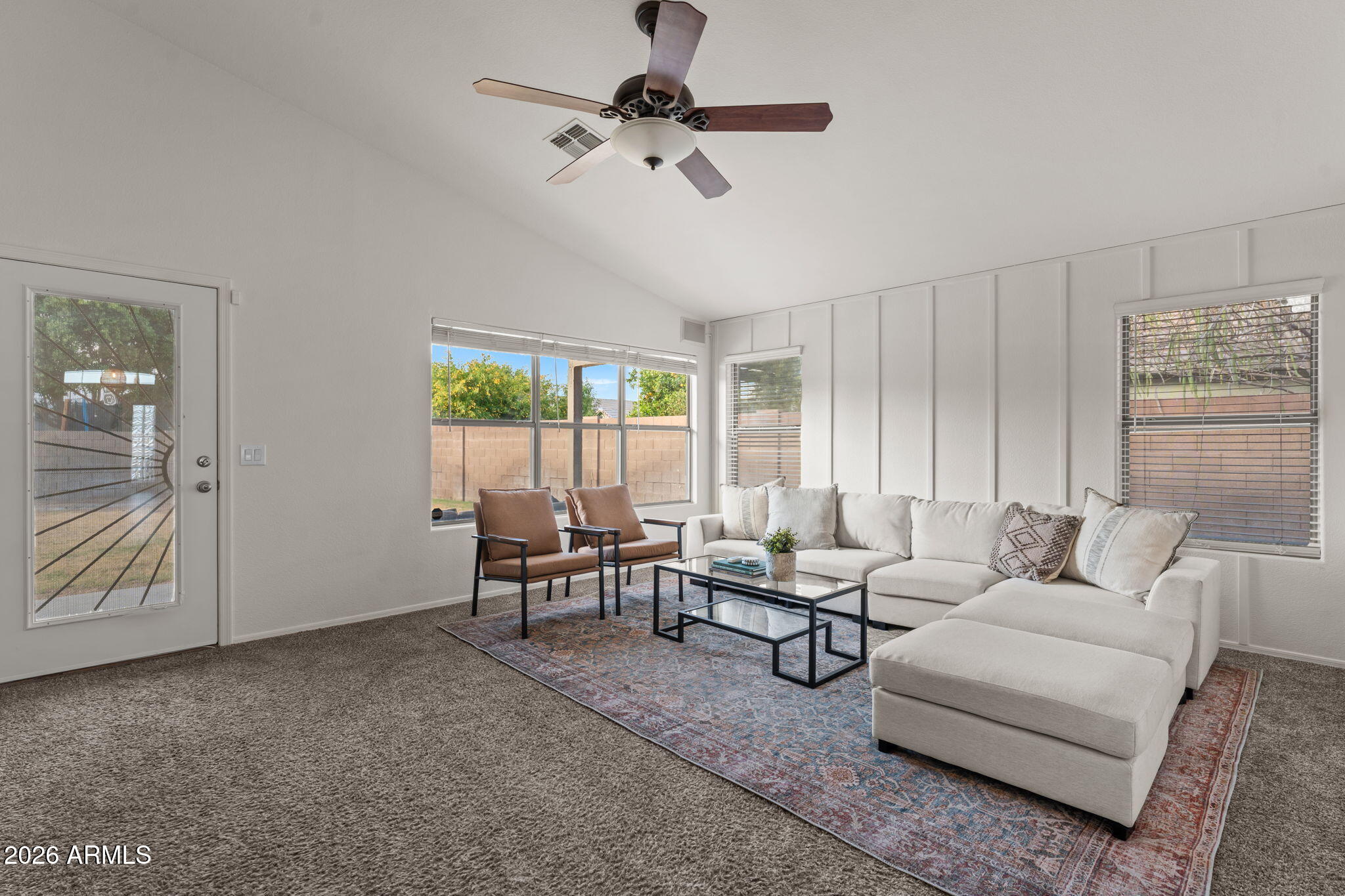 2132 East Smoke Tree Road Gilbert, AZ 85296 - Photo 12 of 32 12_family-room