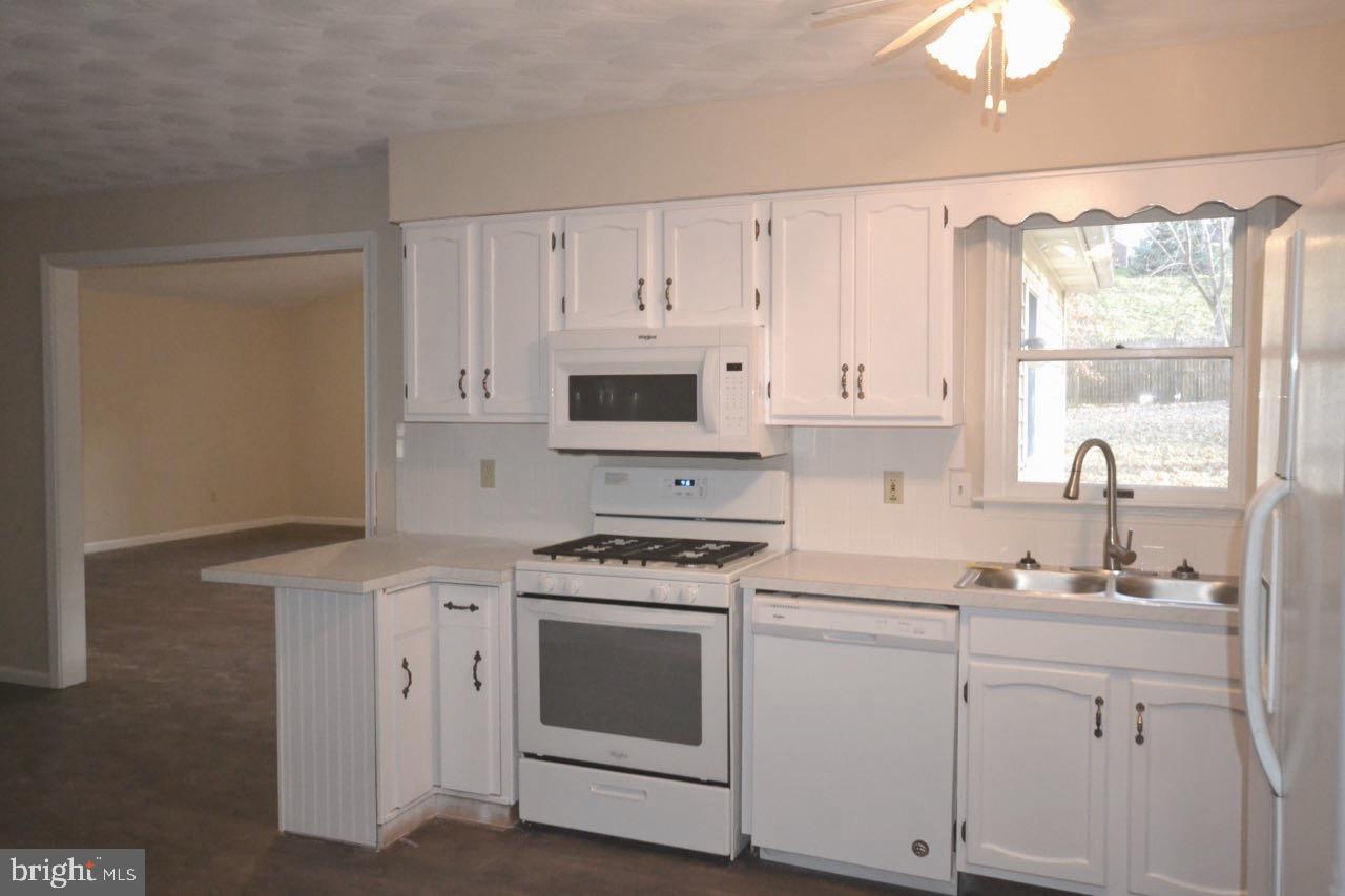 55 Long Road Mount Wolf, PA 17347 - Photo 19 of 36 Gallery Image 19