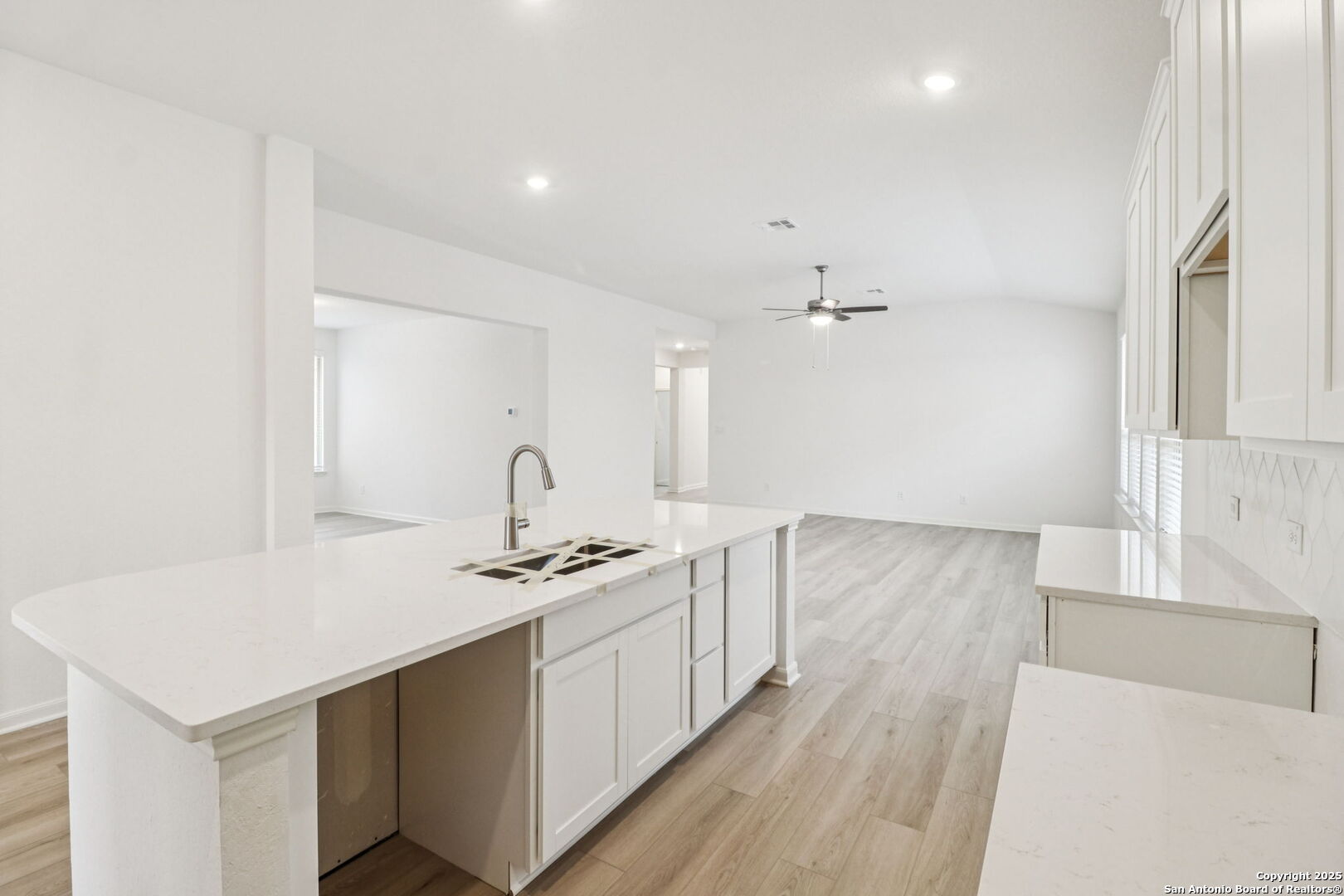 9913 Paladin Ridge San Antonio, TX 78254 - Photo 15 of 34