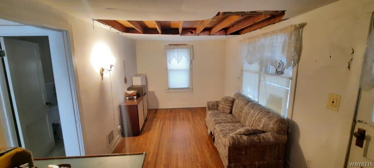 3050 Lockport Road Niagara, NY 14305 - Photo 5 of 10