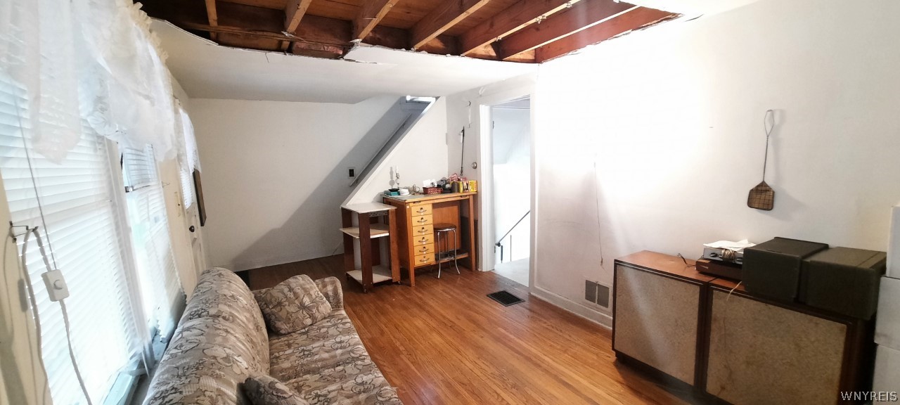 3050 Lockport Road Niagara, NY 14305 - Photo 6 of 10