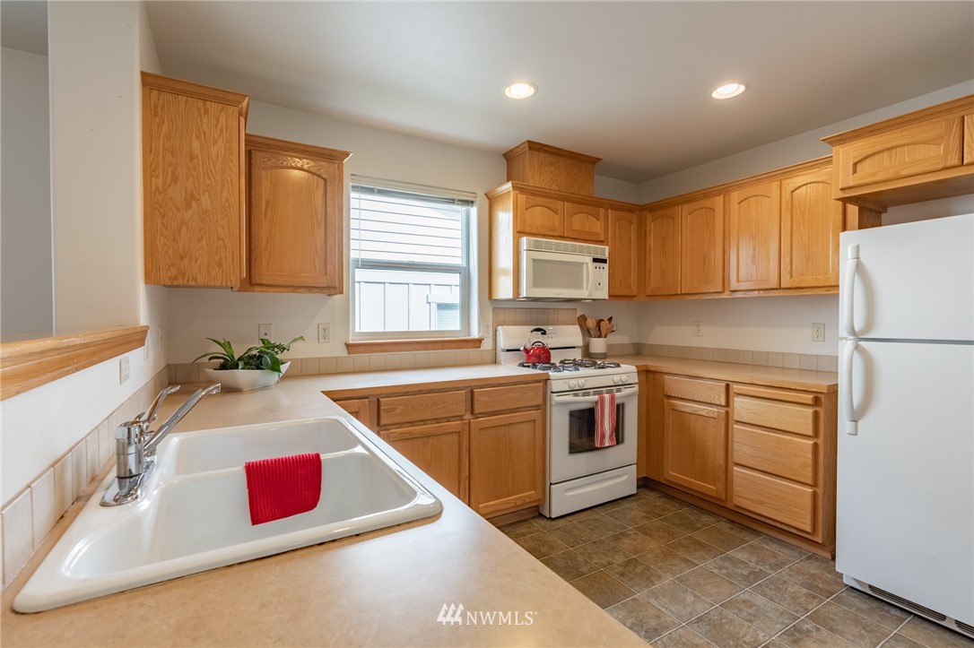 514 North Laventure Road Mount Vernon, WA 98273 - Photo 26 of 40 Gallery Image 26