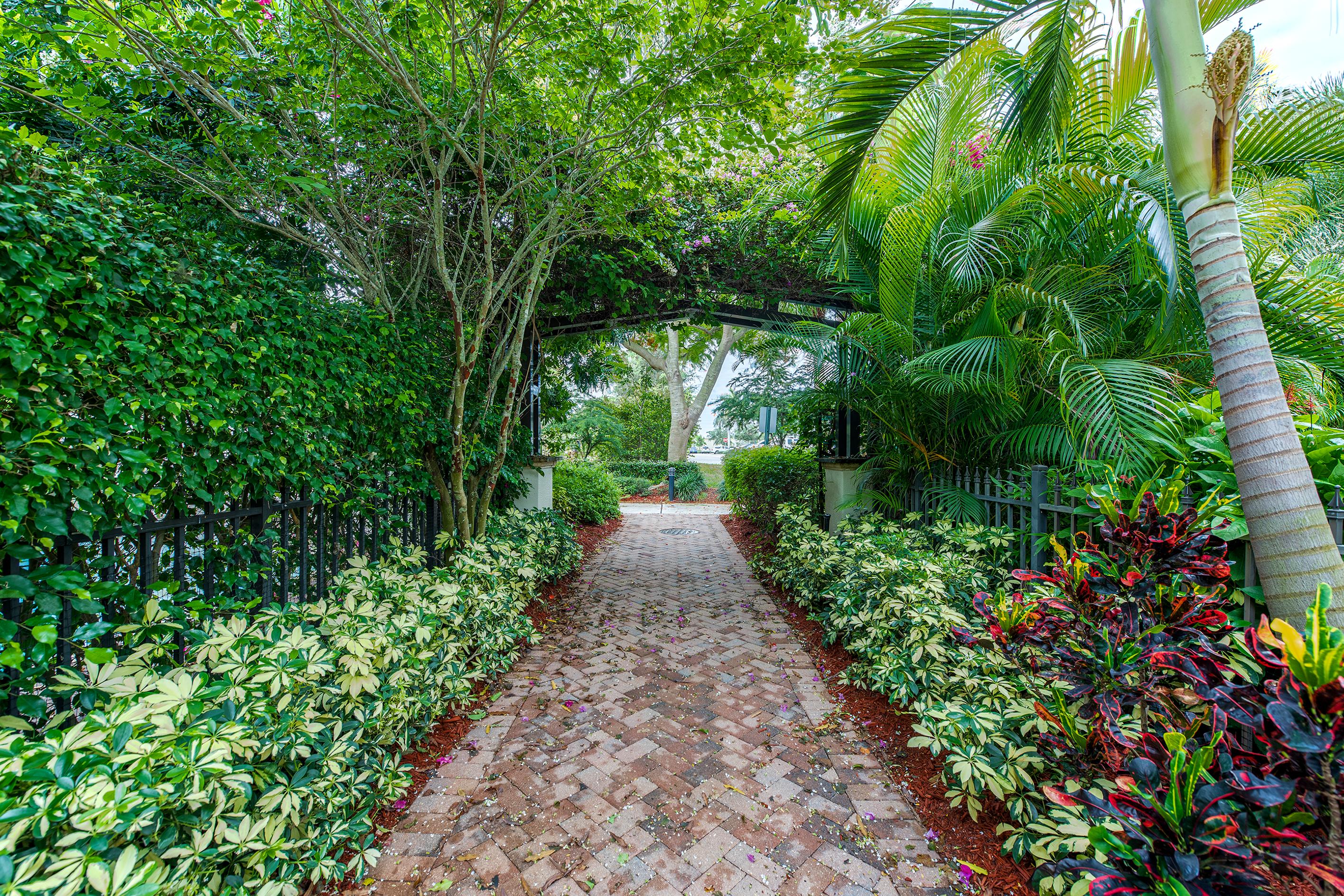 568 Northwest Browning Way Boca Raton, FL 33432 - Photo 46 of 51 Archway Facing Library
