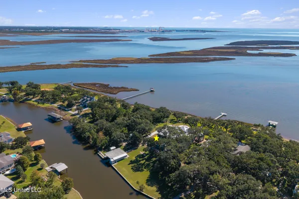 $2,850,000 | 308 Italian Isle Road, Gautier, MS 39553