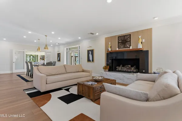 $2,850,000 | 308 Italian Isle Road, Gautier, MS 39553