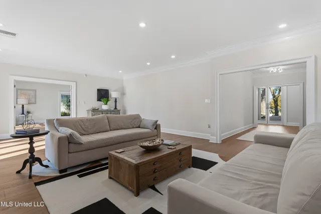 $2,850,000 | 308 Italian Isle Road, Gautier, MS 39553