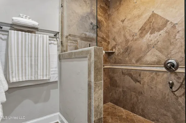 $2,850,000 | 308 Italian Isle Road, Gautier, MS 39553