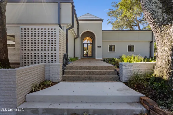 $2,850,000 | 308 Italian Isle Road, Gautier, MS 39553