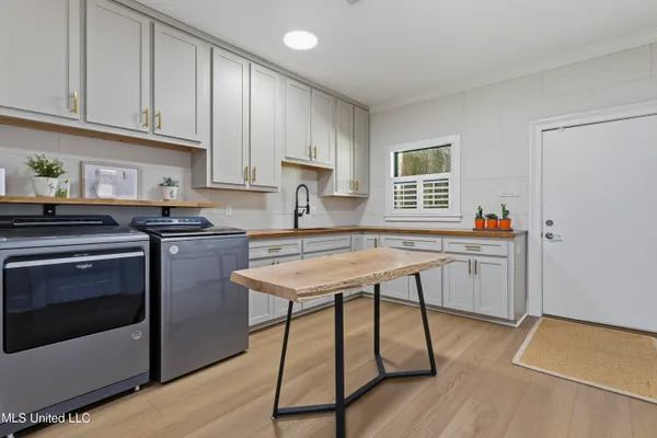 $2,850,000 | 308 Italian Isle Road, Gautier, MS 39553