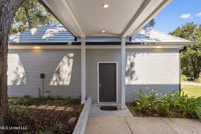 $2,850,000 | 308 Italian Isle Road, Gautier, MS 39553