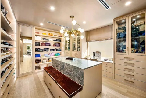 $7,500,000 | 5344 Boca Marina Circle North, Boca Raton, FL 33487