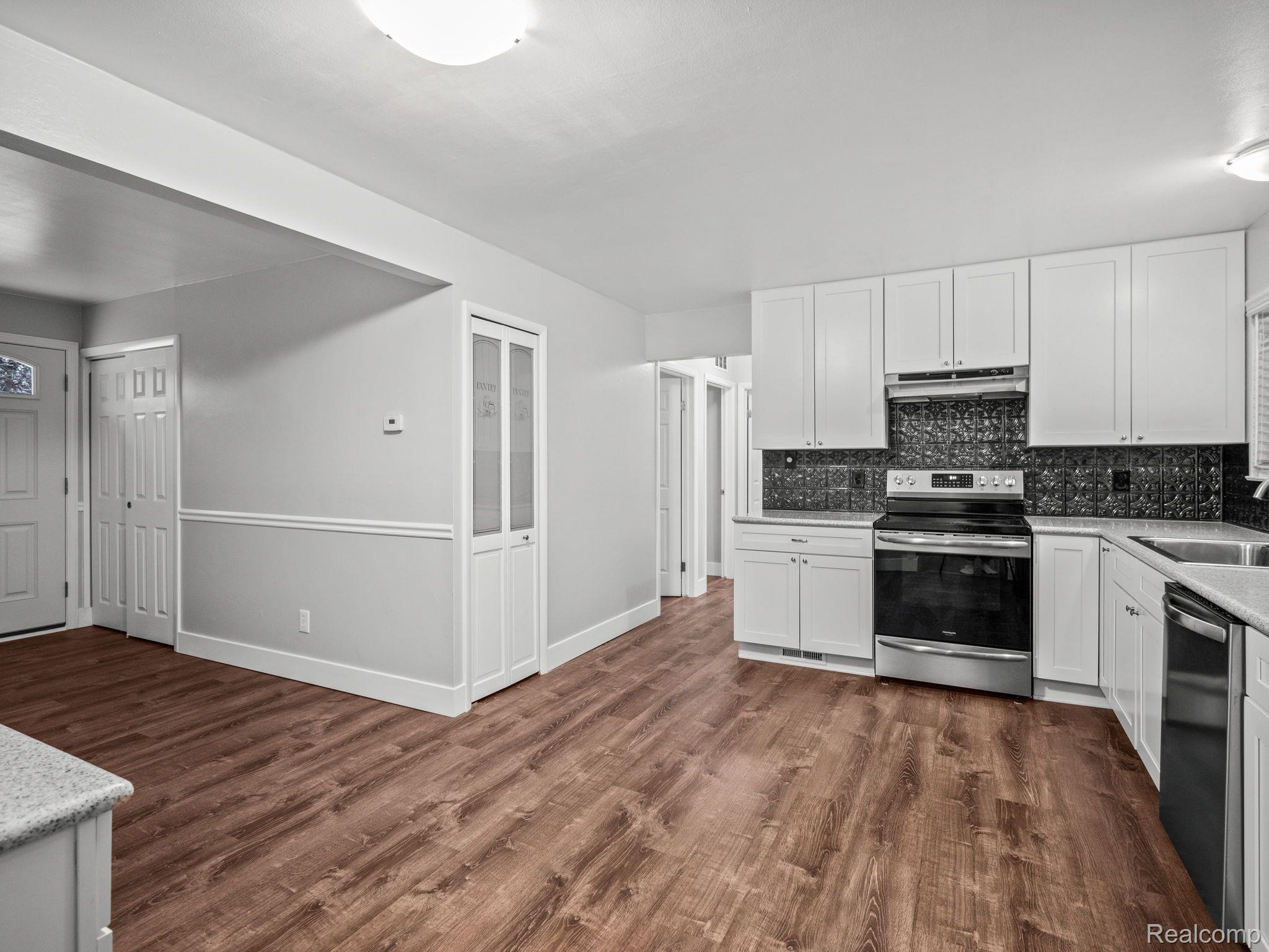8242 Rondale Drive Utica, MI 48316 - Photo 11 of 25 Gallery Image 11