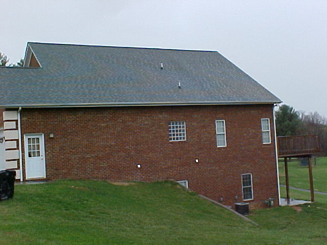 3803 Laurel Ridge Road Northwest Roanoke, VA 24017 - Photo 3 of 20 Side