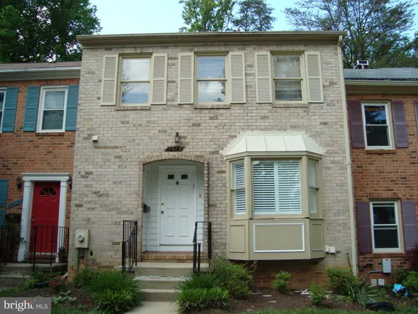 $3,900 | 7813 Heatherton Lane, Potomac, MD 20854