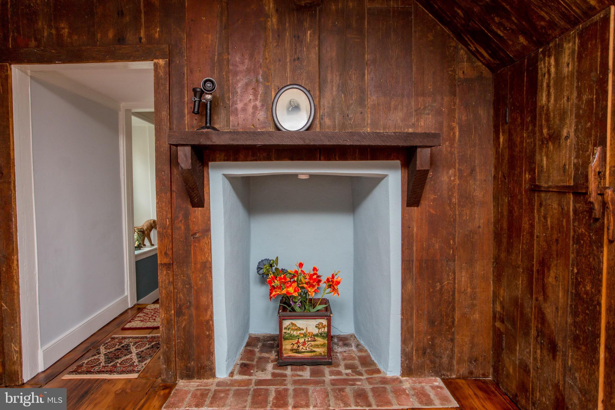 1442 River Road Upper Black Eddy, PA 18972 - Photo 13 of 65 Dining room Fireplace