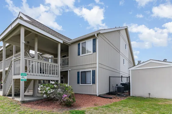 $144,999 | 1860 Auburn Lane, Unit 19E, Surfside Beach, SC 29575