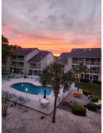 $144,999 | 1860 Auburn Lane, Unit 19E, Surfside Beach, SC 29575