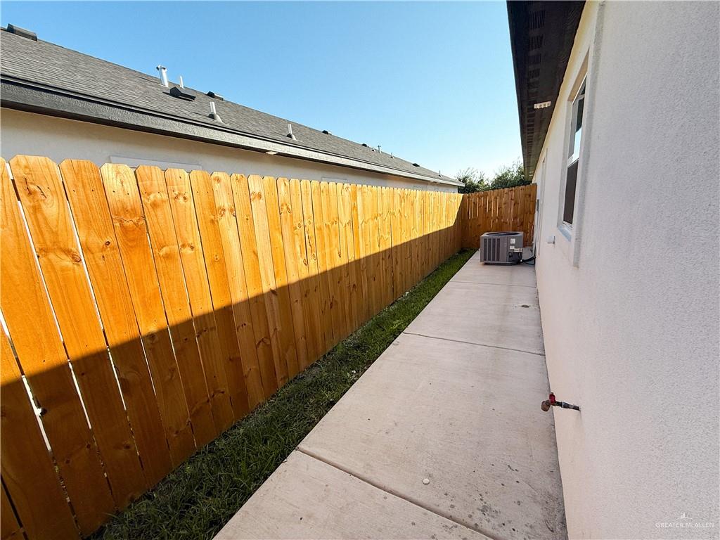 2104 Cassandra Street, Unit 3 Mission, TX 78572 - Photo 15 of 15 a view of balcony